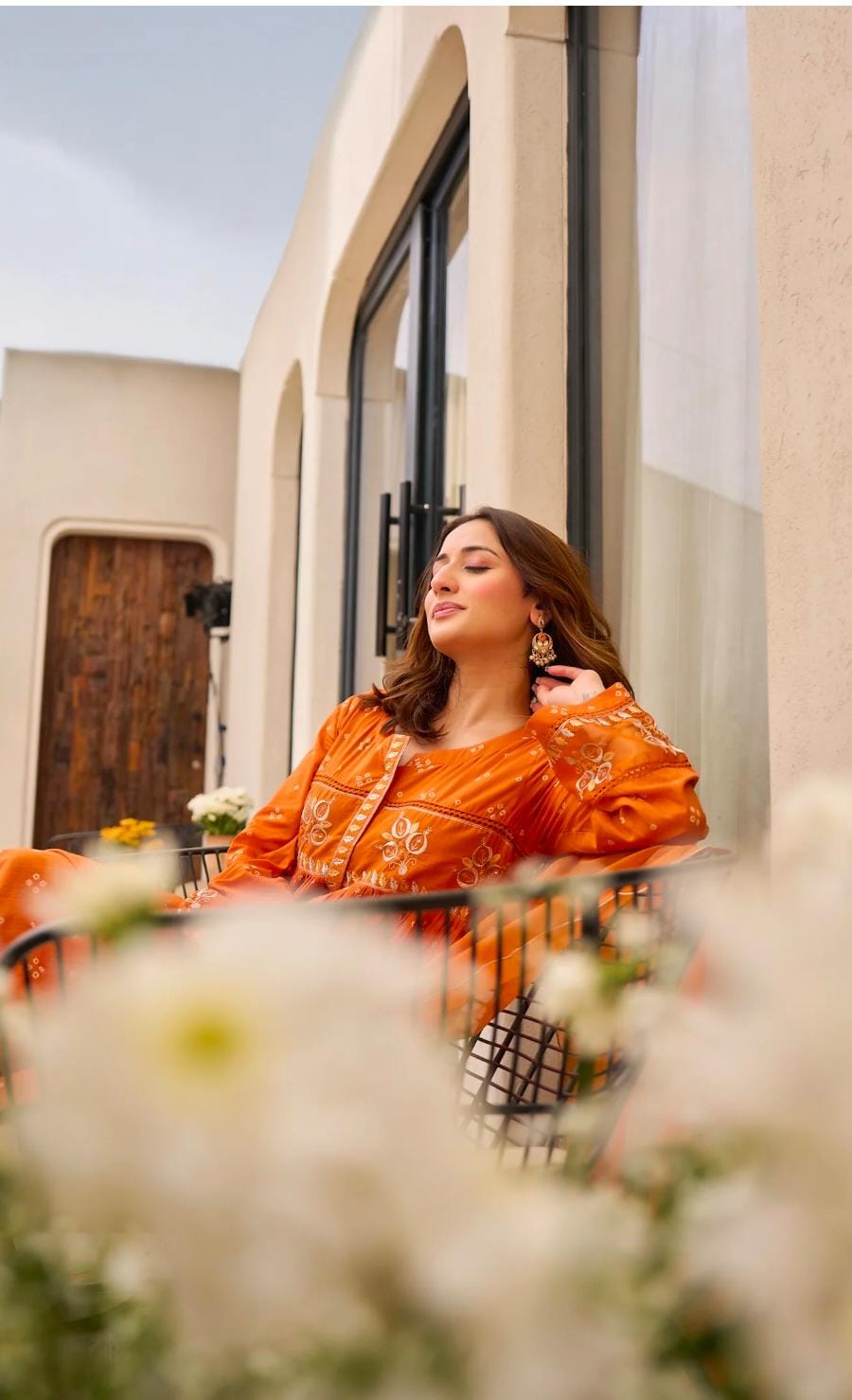 Amber Noor Embroidered Kurta Set