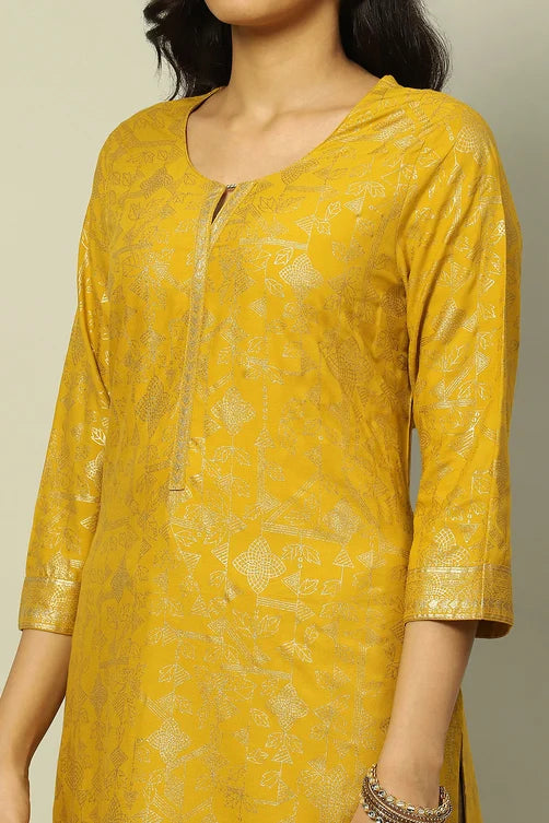 Yellow Printed Festive Straight Kurta – Bright & Elegant Ethnic Style